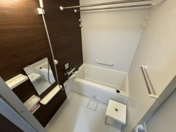 �@�o�X�^�V�����[