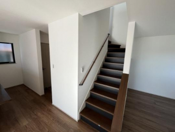 �@���̑������E�X�y�[�X