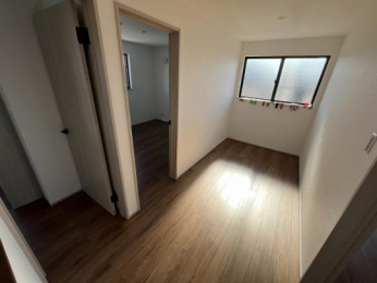 �@���̑������E�X�y�[�X