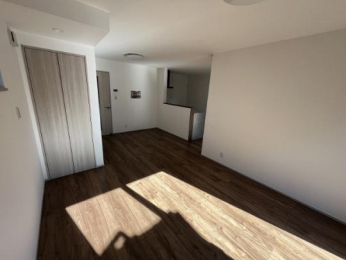 �@���̑������E�X�y�[�X