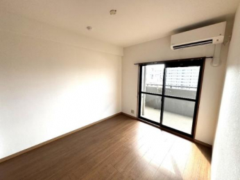 �@���̑������E�X�y�[�X