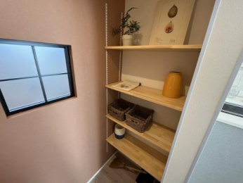 �@���̑������E�X�y�[�X