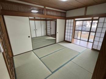 �@���̑������E�X�y�[�X