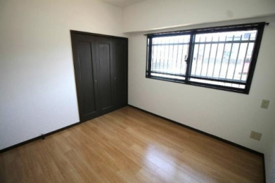 �@���̑������E�X�y�[�X