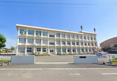 �@�{��s���{��`���w�Z:1372m