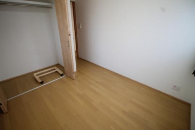 �@���̑������E�X�y�[�X