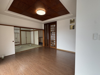 ���r���O�@-