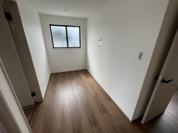 �@���̑������E�X�y�[�X