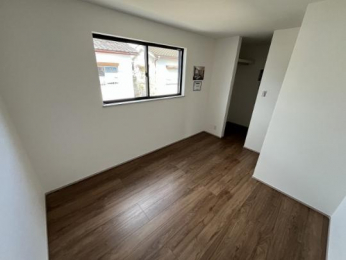 �@���̑������E�X�y�[�X