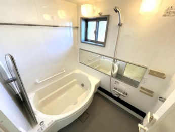 �@�o�X�^�V�����[