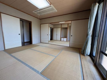 �@���̑������E�X�y�[�X