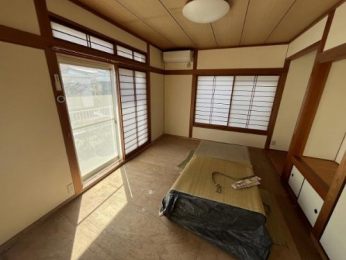 �@���̑������E�X�y�[�X