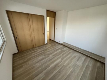 �@���̑������E�X�y�[�X